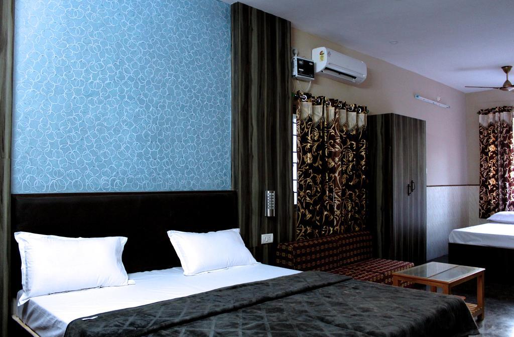 Vinodhara Guest House Mahabalipuram Quarto foto
