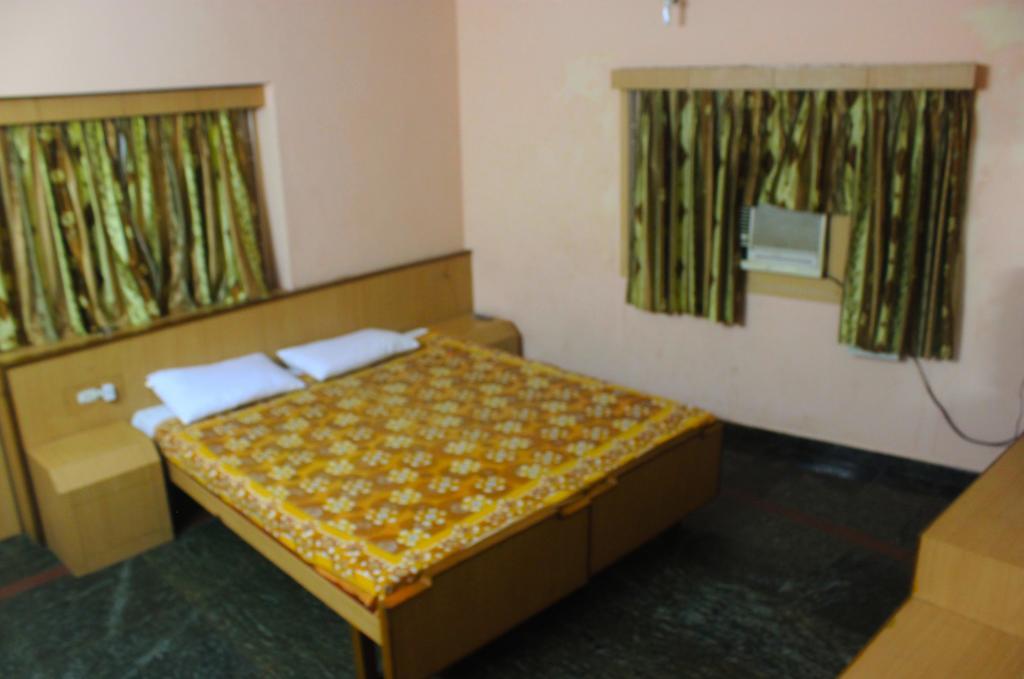 Vinodhara Guest House Mahabalipuram Quarto foto